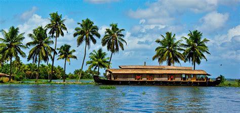 Detailed list of holidays in 2021, public holidays in kerala 2021 only at simpliance. Kerala Tour Packages major Attractions ,Locations and ...