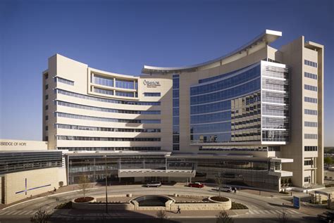 Baylor Medical Center Cancer Center Exterior La Fuess Partners L