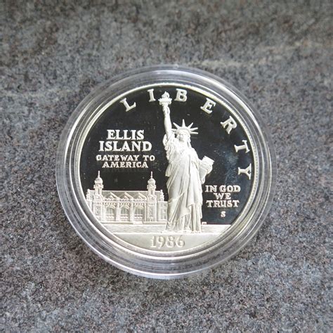 1986 S Statue Of Liberty Centennial 2 Coin United States