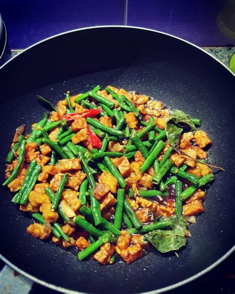 Orek merupakan salah satu resep untuk membuat tempe menjadi sajian lezat. Kumpulan Resep Tempe Orek yang Lengkap dan Sedap | Kata ...