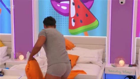 Love Island Viewers Shocked As They Spot Unfortunate Stain On Jacques