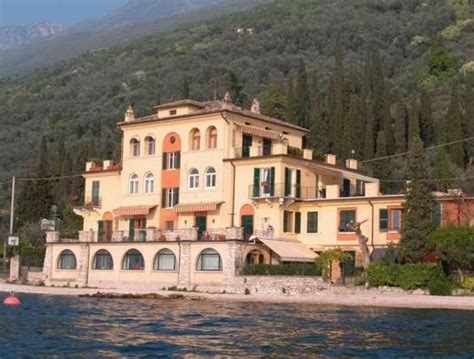 Suche haus oder wohnung am gardasee. Haus Spiaggia - Ferienwohnung direkt am See, Gardasee ...