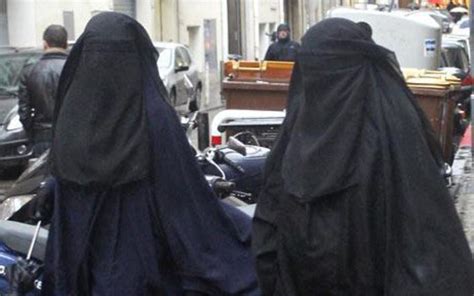 Judge Orders Woman To Remove Burka During Court Appearance Al Arabiya