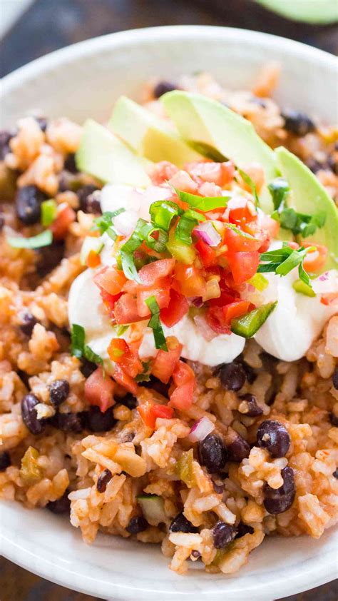 The spicy mexican flavors blend well with the black beans and chicken. Slow Cooker Rice and Beans - Sweet and Savory Meals