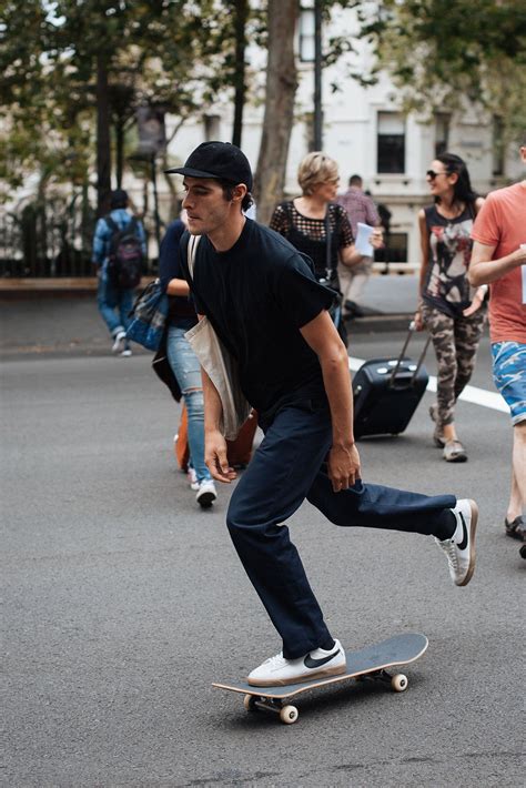 Swoosh Mens Street Style Photography Mens Street Style Skater Style Men