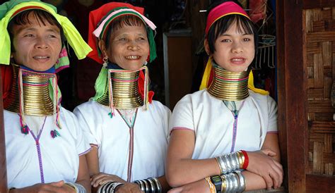A Look At Thailands Kayan People