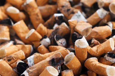 Ob beziehungsweise in welcher höhe eine mietminderung möglich ist, hängt von zwei verschiedenen faktoren ab: Mietminderung: Zigarettenrauch kein Grund für Mietkürzung - wohnen-und-bauen.de
