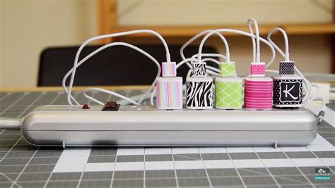 Diy Decorated Phone Chargers Diy Decorate Phone Charger Diy Crafts