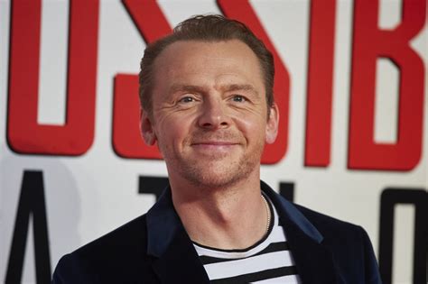 New Star Wars Force Awakens Featurette Introduces Simon Pegg As An