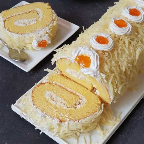 Reroll cake without towel, wrap in plastic wrap. Cheese Roll Cake (Bolu Gulung Keju) - Dapur Ibuku