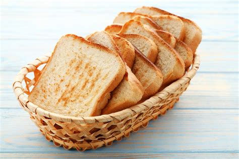 Whats Healthier Toasted Or Untoasted Bread The Optimist Daily