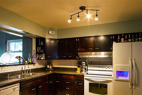 Led kitchen lighting is becoming more popular in modern kitchens. Flood Beam vs Spot Beam | Razorlux Lighting
