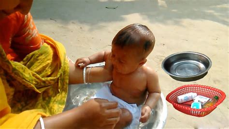 The same soap can suffice both for bathing and for washing hands after cleaning bottoms. Step By Step Bathing a Newborn Girl Baby | How To Bathe A ...