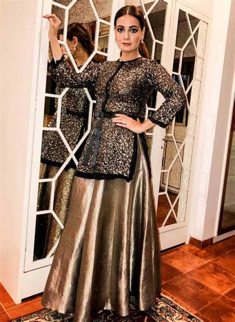 Pics Celeb Inspired Ways To Style Your Diwali Look Get Ahead