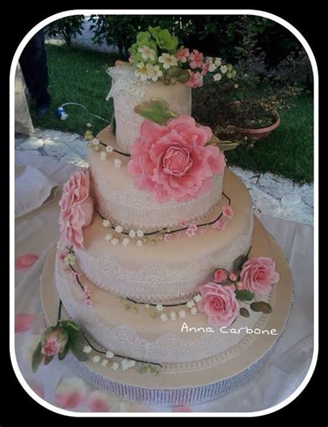 Quello delle nozze di rubino è sicuramente un giorno speciale: Torta x anniversario di matrimonio (con immagini) | Torte, Torta nuziale, Anniversario