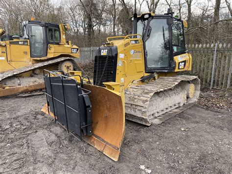 Nearly New Low Hours Cat D5 Dozer Enabled With Gps Machine Control