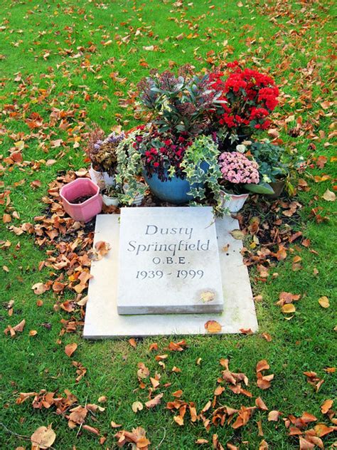 Dusty Springfields Grave St Marys Churchyard Henley On Thames