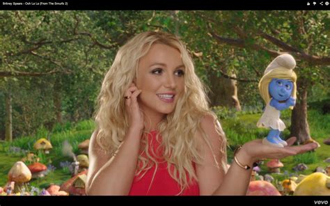 Britney Spears Makes Smurfs Say Ooh La La In New Music Video Super Star