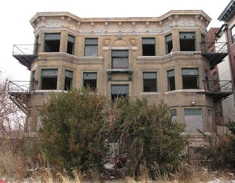 Stunning Renovation Saves Abandoned Davenport Apartments Curbed Detroit