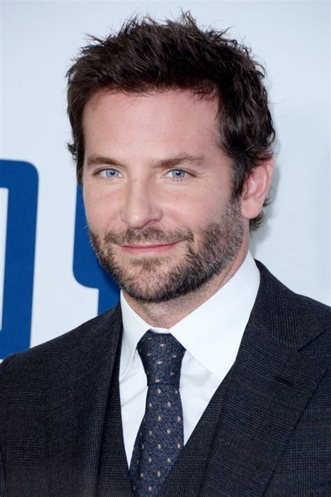 His father, charles john cooper, who was of irish descent, was a stockbroker. Bradley Cooper In Thom Sweeney -'Joy' New York Premiere ...