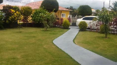 One bedroom studio fully furnished washer dryer air condition 24 hr onsite security and king alarm water electricity included flat screen tv. 2 BEDROOM HOUSE FOR SALE IN KINGSTON, JAMAICA FOR ...