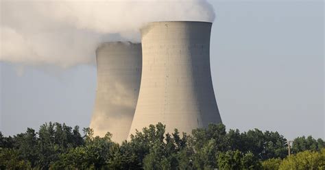 Fermi 2 nuclear plant shut down for refueling, maintenance