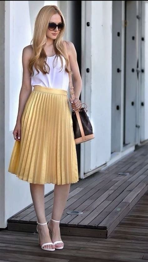 Nwt Zara Gold Pleated Skirt Bloggers Fav Ss14 Golden Size S Zara