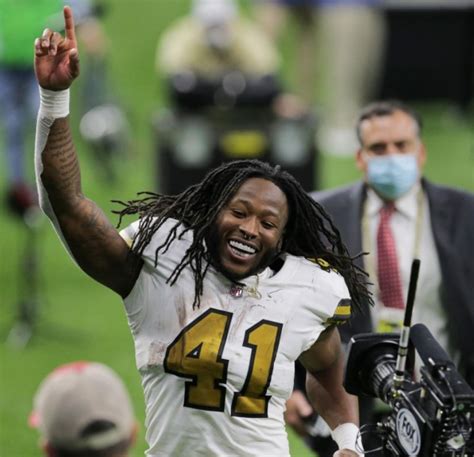 We offer recommendations from over 100 fantasy football experts! Alvin Kamara Bio, Net Worth, Salary, Girlfriend, Age, Nationality, Height, Family, Parents, Awards