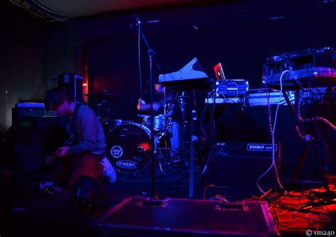 Maschile, femminile, indicativo, congiuntivo, imperativo, infinito, condizionale, participio, gerundio. cosa vuoi da bere?: Gemini Excerpt live @Cantiere 25 ...