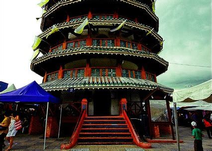 Which places provide the best points of interest & landmarks in ipoh for kids and families? Perak Travel Guide - Attractions, Hotels, Restaurants ...