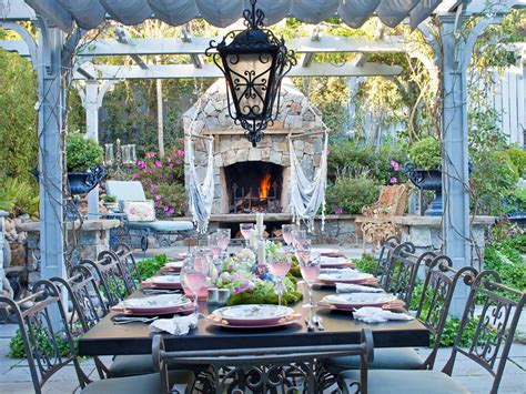 Stylish And Functional Outdoor Dining Rooms Outdoor Spaces Patio