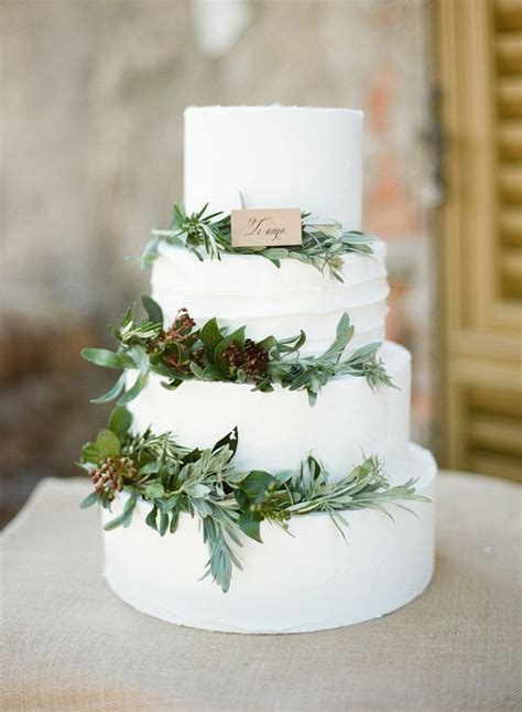 Winter Wedding Cake Inspiration Bride Club Me