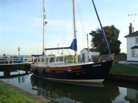 Sailboat / motor sailer category: Bill's Log: Fisher 37