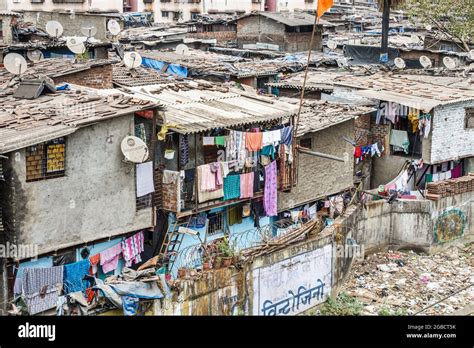 Mumbai Indiadharavikumbhar Wada Slum Shanties Poverty Low Income Poor