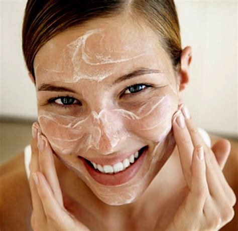 7 Steps To Washing Your Face The Right Way Musely