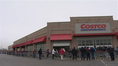 Illinois Restaurants Grocery Stores Scramble Amid Coronavirus