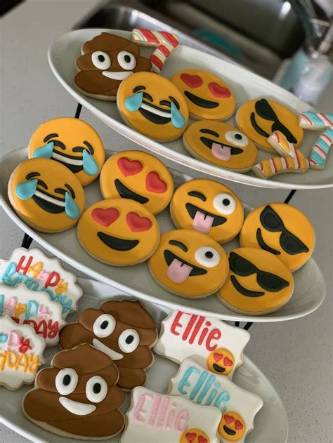 Emoji Sugar Cookies Emoji Emojicookies Emojiparty Sugar Cookies