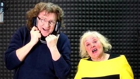 Zbigniew Wodecki i Baśka śpiewają "PSZCZÓŁKĘ MAJĘ "| PRZYPOMINAMY NAGRANIE - YouTube