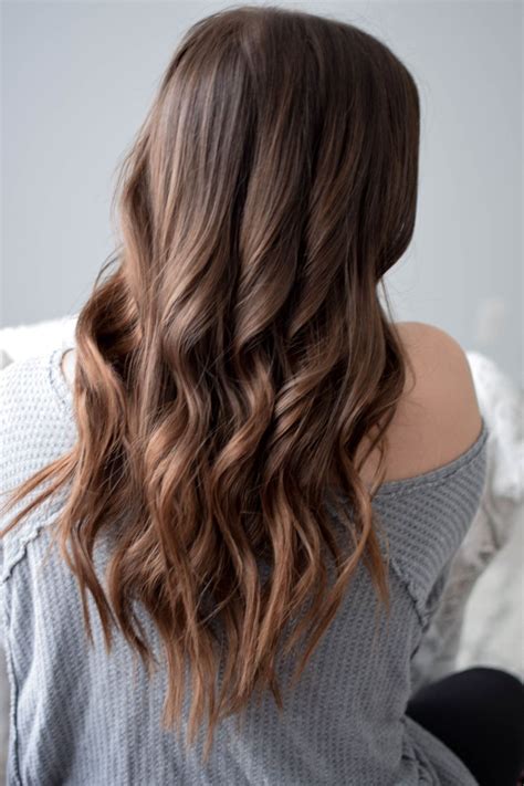 Popular Everyday Loose Wavy Curls For Long Hairstyles