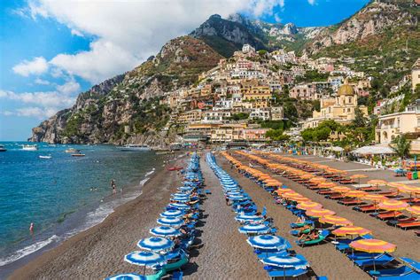How To Visit Positano Italys Iconic Summer Hotspot On The Amalfi Coast