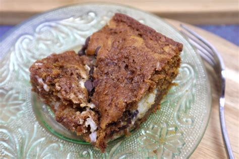 Easy Pumpkin Earthquake Cake The Freckled Cook