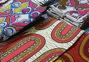 Craquez pour le modèle ajamu et. Tissu africain, tissu wax africain : tout savoir