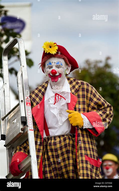 Clown Expressions Hi Res Stock Photography And Images Alamy