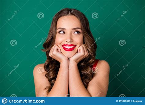 Close Up Portrait Of Her She Nice Looking Attractive Charming Lovely Winsome Cheerful Cheery