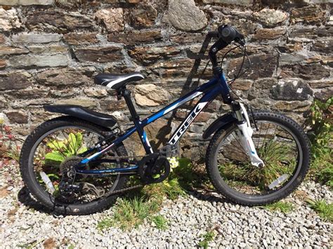 Trek Mt60 Kids Mountain Bike 20 Inch Wheels In Chacewater Cornwall