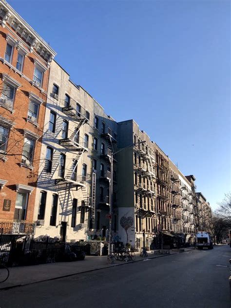 Insurance agents and brokers are salespeople. EV Grieve: Report: State says landlords must now pay ...