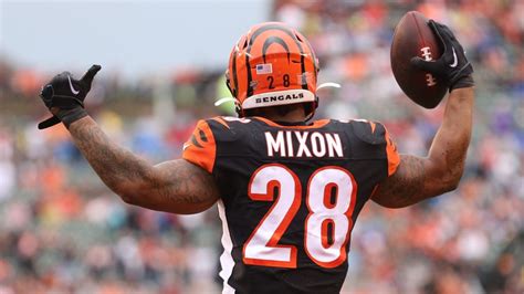 Joe Mixon Fumble Did Bengals Rb Give Himself Up In Overtime Against