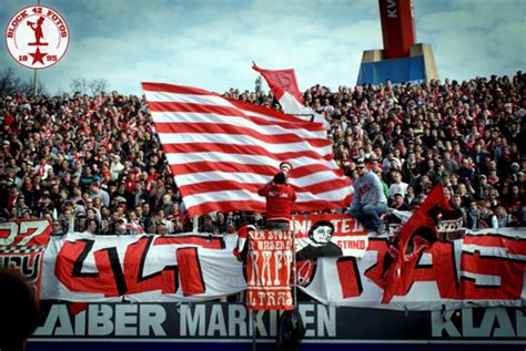 Der trainer sollte eigentlich nur als assistent zum turnier reisen. .::Sportlich-Elegant::. - Photo-Video-MatchReports ...
