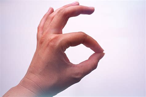 Five Italian Hand Gestures Thatll Make You Look Like A Local — Il Globo