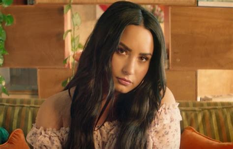 I wish i wasn't one of your exes. Clean Bandit's "Solo" Music Video With Demi Lovato Lacks ...